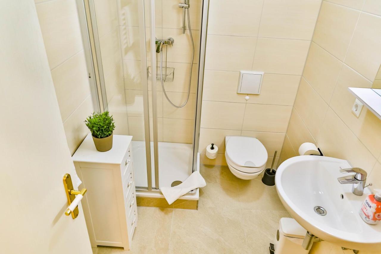 Apartment Ostseerose Ein Strandkorb Ist Im Sommer Inclusive Zempin Ngoại thất bức ảnh