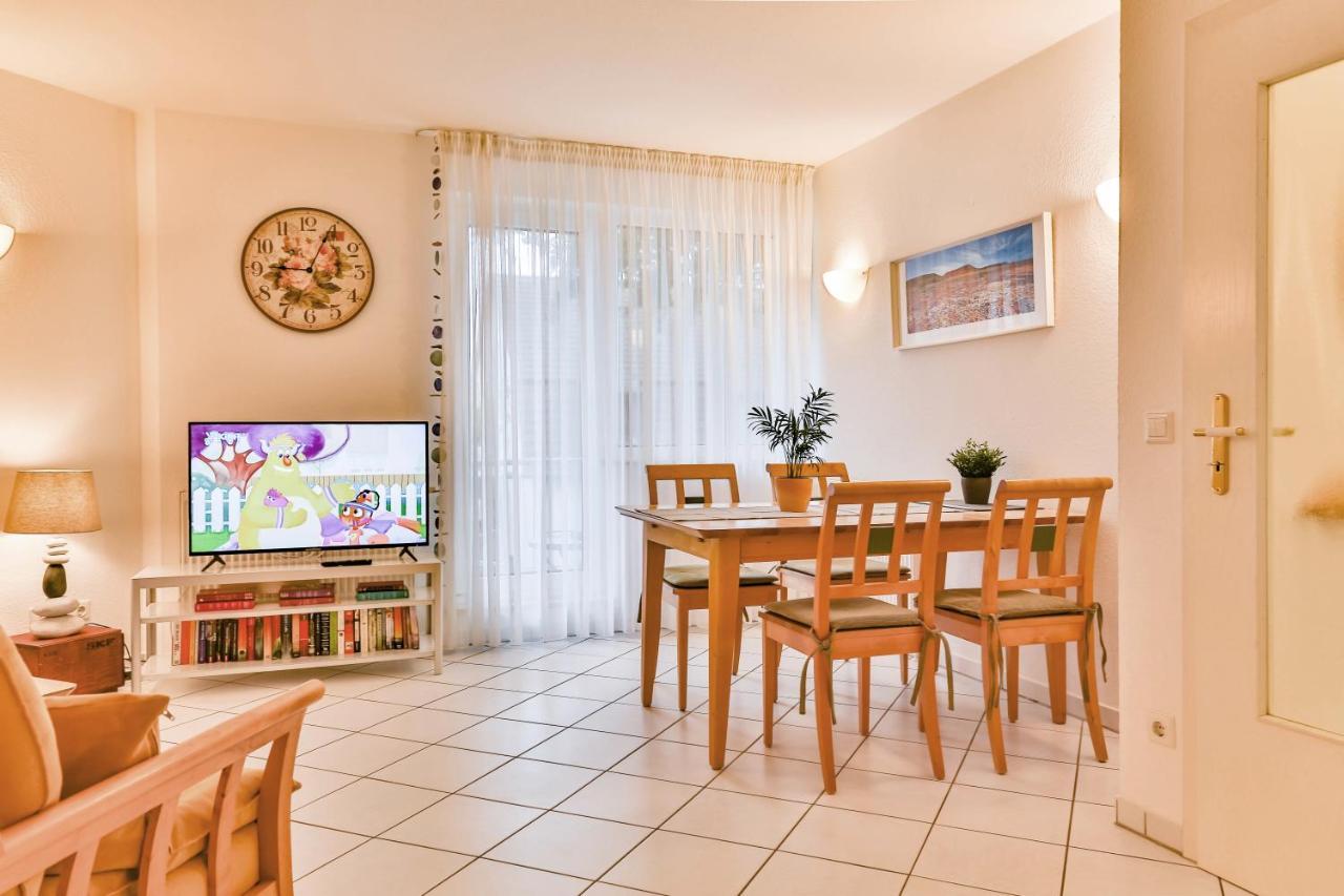 Apartment Ostseerose Ein Strandkorb Ist Im Sommer Inclusive Zempin Ngoại thất bức ảnh